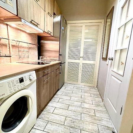 Stare Misto Apartment Lviv Bagian luar foto